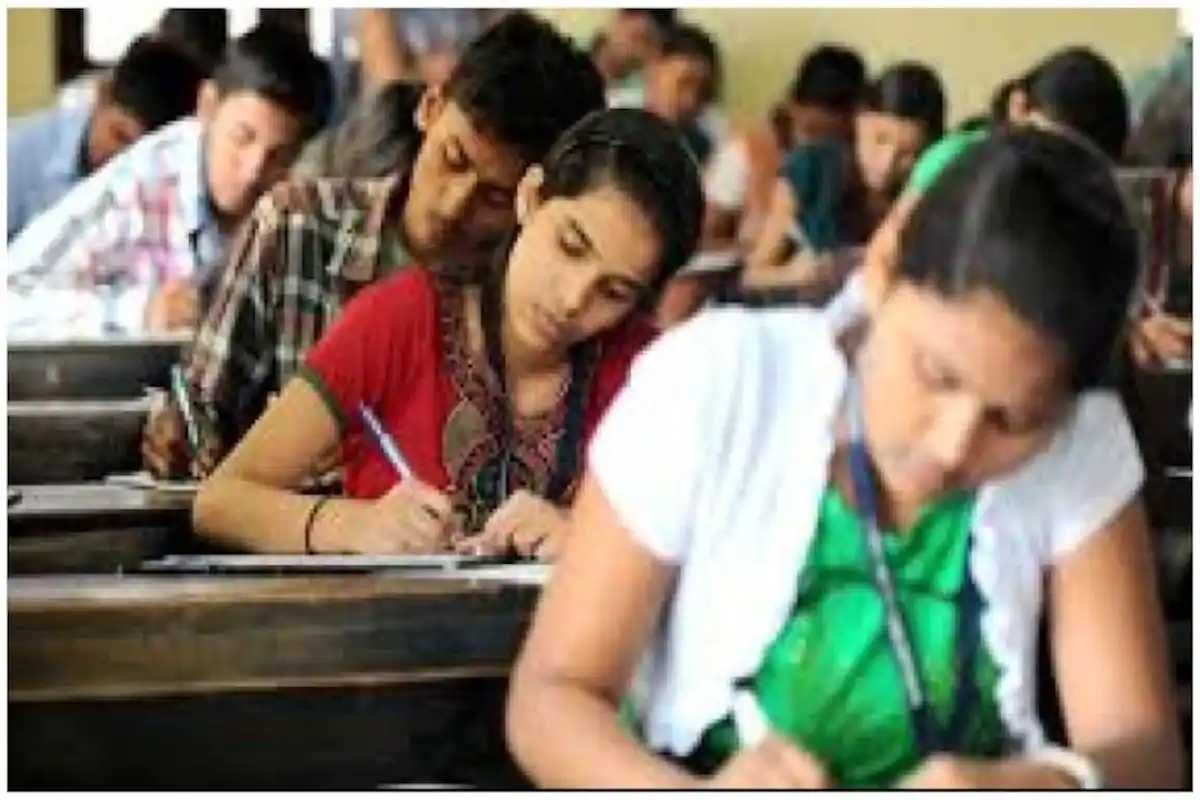 UGC ने जारी किए निर्देश, 30 सितंबर तक विश्‍वविद्यालयों को खत्म करनी होगी परीक्षा