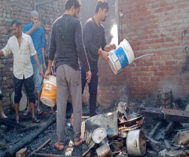 शामली में घर की रसाई में रखे तीन गैस सिलेंडरों में लगी आग, महिला झुलसी