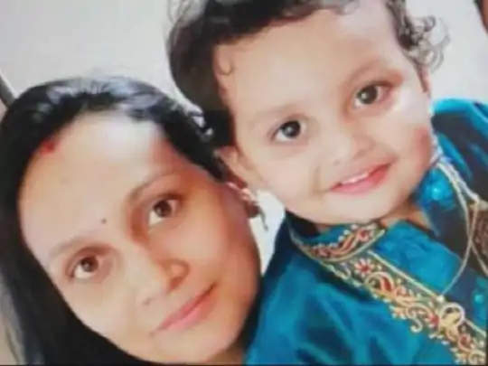 मासूम बेटे की हत्या: साढ़े तीन साल का बेटा ऑनलाइन क्लास में ठीक से नहीं पढ़ रहा था, मां ने बच्चे की तकिए से मुंह दबाकर की हत्या, फिर खुद की आत्महत्या